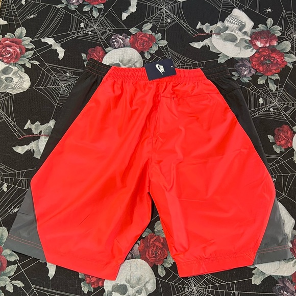 RARE 2013 NWT MENS NIKE COLOR BLOCK FLOW NSW SPORTSWEAR SWIMSUIT TRUNKS L SWIM - Picture 8 of 11